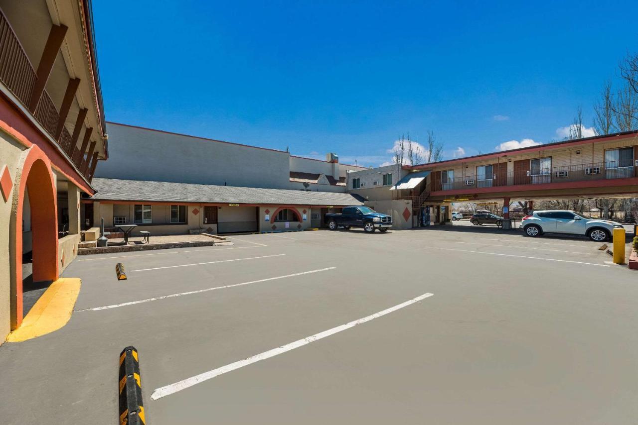 Rodeway Inn Flagstaff-Downtown Exterior photo