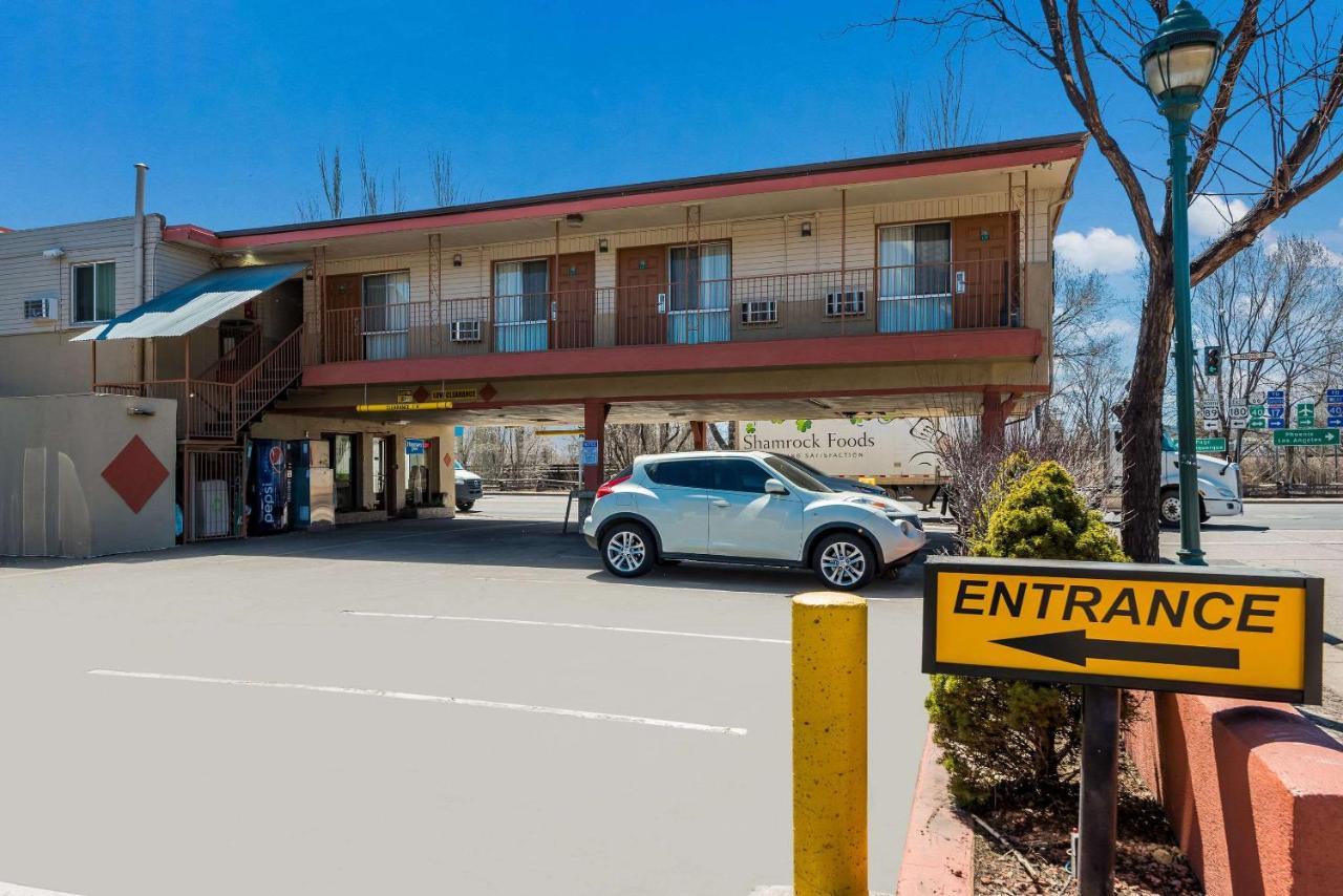 Rodeway Inn Flagstaff-Downtown Exterior photo